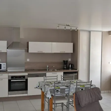 Holiday home Maison De *
